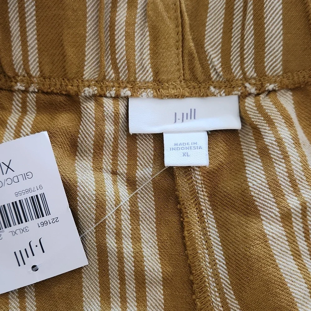 J. Jill Striped Shorts Size XL